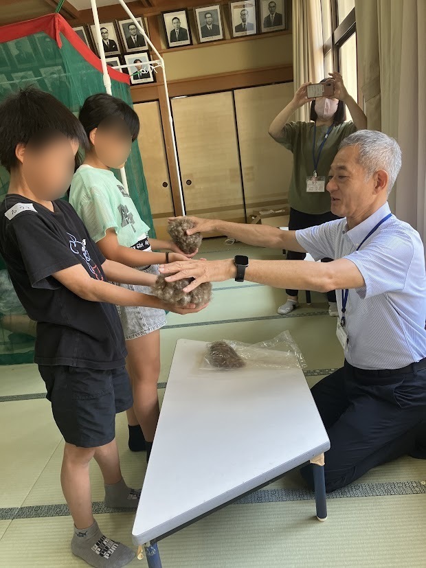 いぶきっ子羽毛